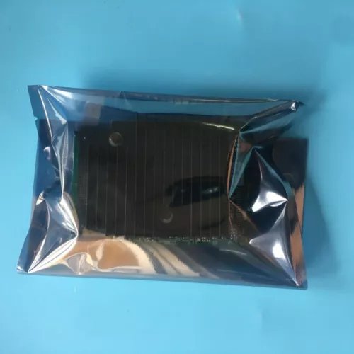 Dell HBA330 mini monolithic (=9300-8i)  IT mode H330 ZFS FreeNAS unRAID