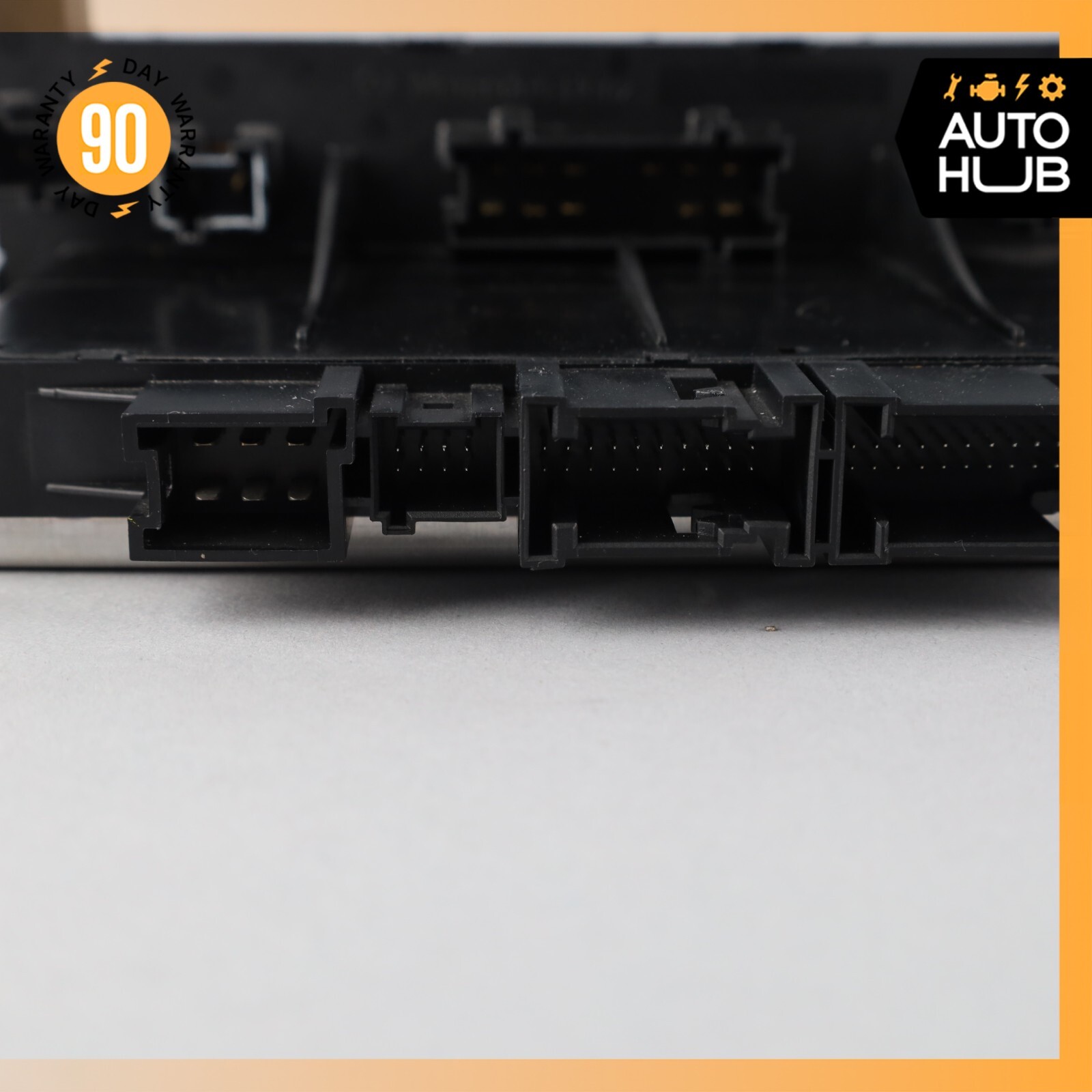 03-12 Mercedes R230 SL500 SL55 AMG SL550 Rear SAM Fuse Box Relay Module OEM