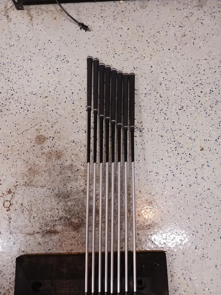 Intech Vectra Iron Set 3-SW, 5 iron included not pictured Callaway x16 clones - Image 4 of 4