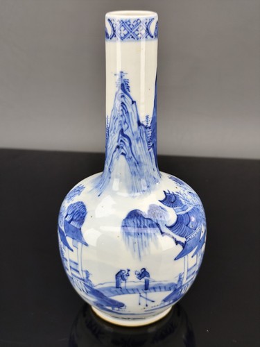 Antique Chinese Qing Dynasty Blue and White Porcelain Vase 18 - 19th Century - Picture 16 of 16