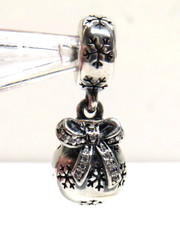 Pandora Christmas Ornament Dangle Charm 791410CZ   Snowflakes Ribbon RETIRED