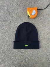 Kids Nike Swoosh Beanie