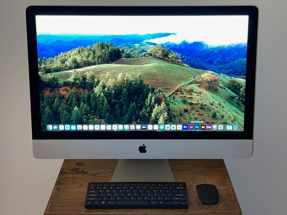 Apple iMac 27" Desktop + LOADED! + 32 GB RAM + 2024 OS + EXTRAS + 100% Rating - Image 3 of 4