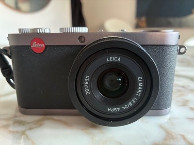 Leica X1 Digitalkamera + Zubehör