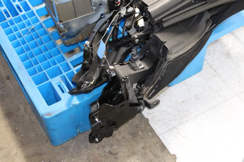 Nissan 370z 2010-2020 convertible montaje superior OEM MW4 Foto 2 de 4