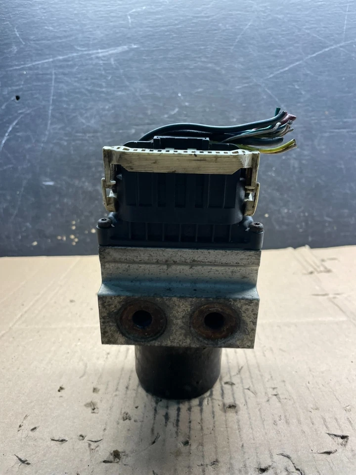 2008-2010 Chevy Express GMC Savana 1500 2500 ABS bomba de freio antibloqueio V1993 DG - Imagem 3 de 4