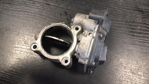 BMW 1 F20 F21 2012 Diesel Drosselklappe 13547810752
