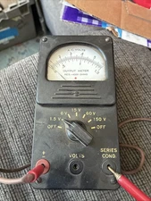 TRIPLETT MODEL 650-SC SIGNAL CORPS U.S. ARMY MILITARY AC VOLTAGE OUTPUT METER