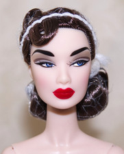 Coralynn Cora Kwan Dream In Aquamarine Long Nail Nude Doll COA Hands Stand & Box