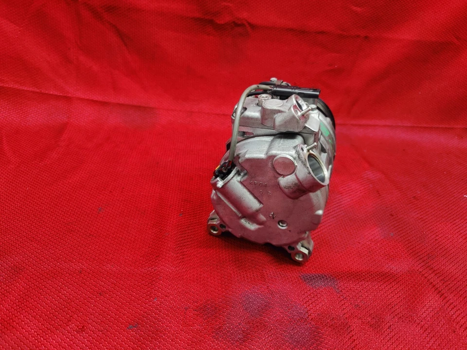 2012-2016 宝马 228i 320i 328i 328d 428i 528i X5 交流电空调压缩机 — 第 3/4 张图片