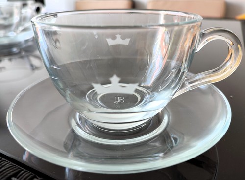 Jacobs Krönung - Kaffee-Set - mit Logo - bestehend aus Tasse und Untertasse - Bild 4 von 8