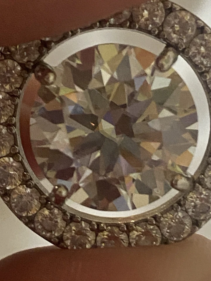 Colgante Moissanita 10 Ct Brillante Redondo VVS1 ColorD Cultivado en Laboratorio Platino/925 SS Foto 3 de 4