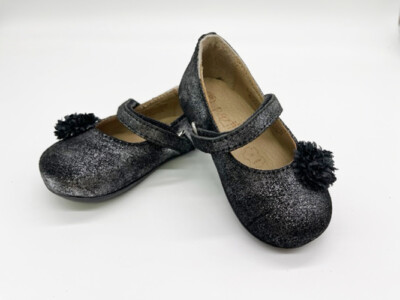 New Pazitos Toddler Girl's Charcoal Silver Shimmer Frost Flower MaryJane Shoes