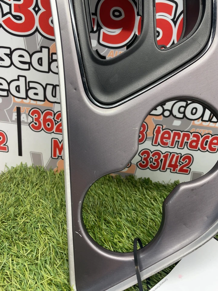 ✅ 2023 DODGE CHALLENGER CENTER CONSOLE SHIFTER PN: 5PG721VXAD - Image 3 of 4