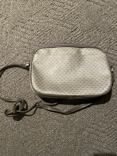 1984 Liz Claiborne Genuine Leather Trim Gray Crossbody Purse - Picture 2 of 3