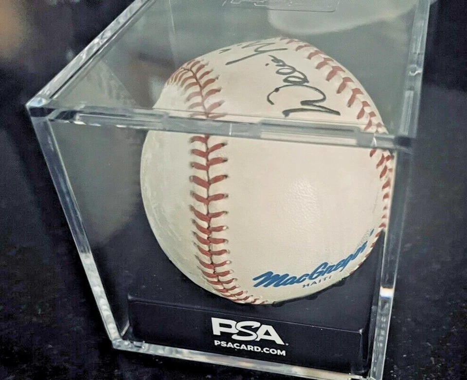 Willie McCovey Signed Baseball Authenticated PSA Beauty - Image 3 of 4