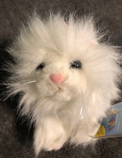 WEBKINZ BY  GANZ NEW  WITH TAG WHITE PERSIAN CAT HM110