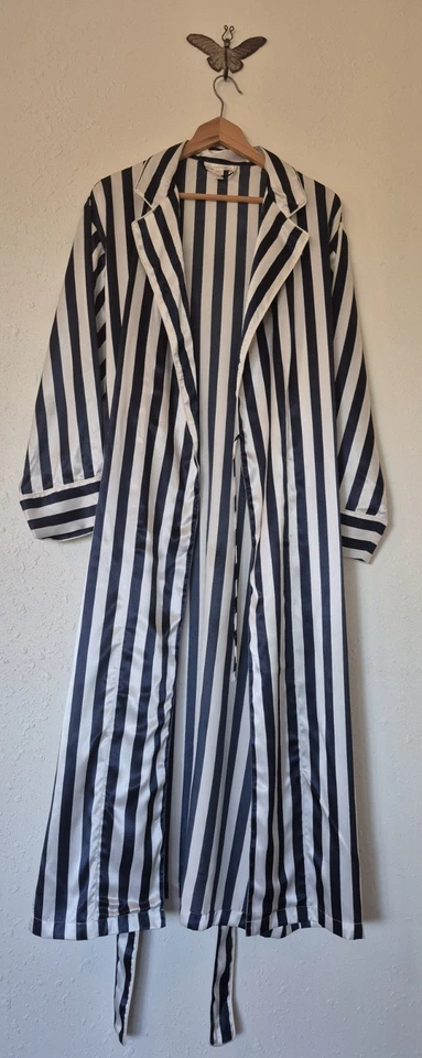Victoria's Secet Maxi Robe Vintage 1990s Blue and White Stripes with Belt Large - Image 2 of 4