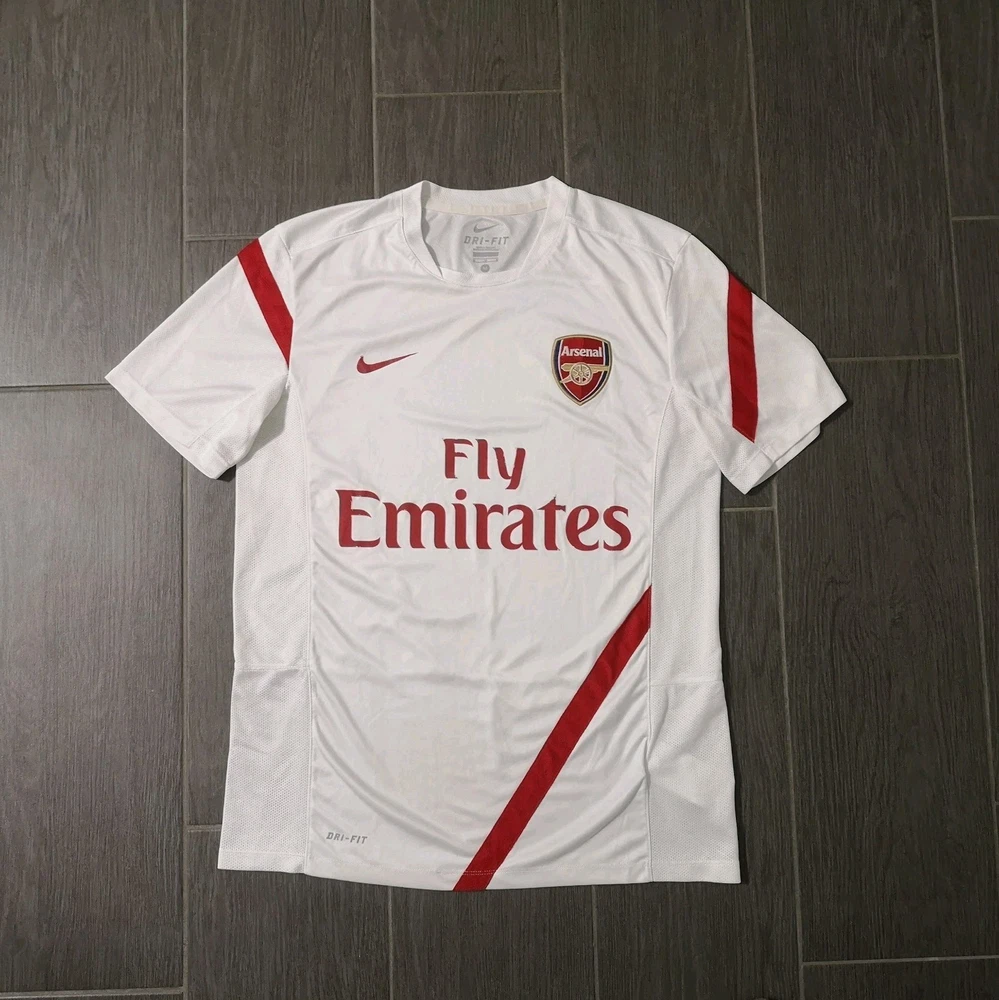 Vintage Retro 2011/12 Arsenal FC Trikot Größe: M Fußball Streatwear Nike Fans
