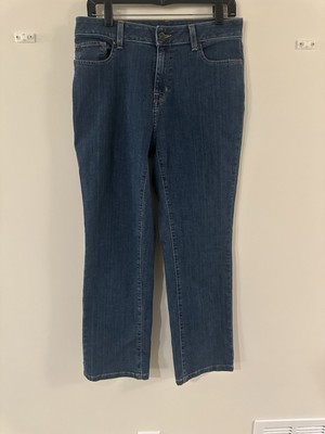 LL bean Classic Fit Petite Straight Leg Jeans Size 10