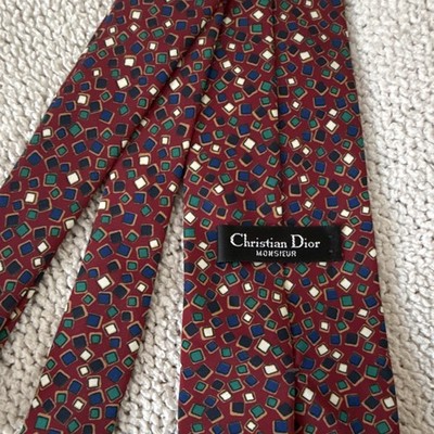 Christian Dior Monsieur Men's Red Geometric Silk Pointed Tie w/ Logo Accent