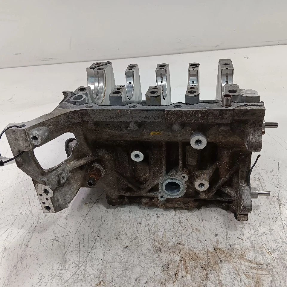Passenger Right Side Bare Engine Cylinder Block Fits 13-16 Scion FR-S - Image 3 of 4