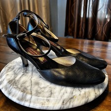 Celebrity Ballroom Dance Shoes Natasha Black Glove Leather 2.5" Heel Sz 10.5 USA