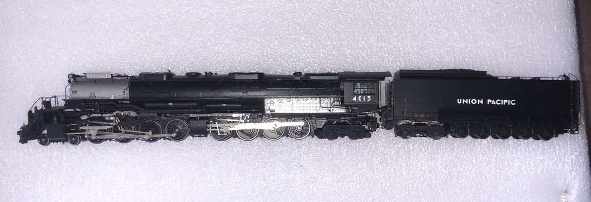 HO Scale Trix 22599 up Union Pacific 4-8-8-4 Big Boy Steam LOCO