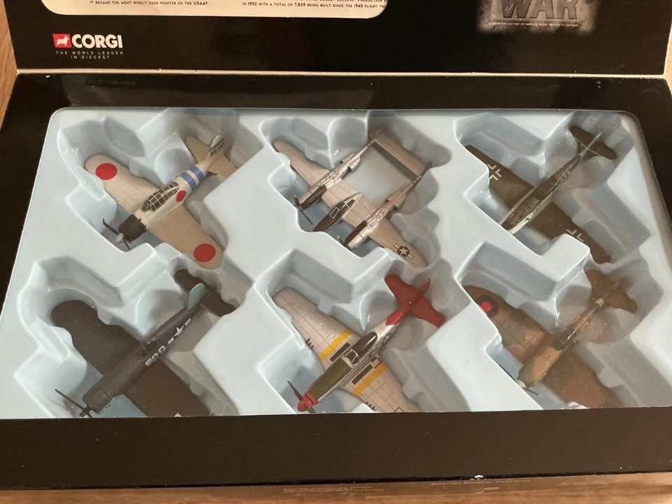 CORGI CSF01006 FIGHTER SCRAMBLE CLASSIC FIGHTER PLANES  SET SERIES 3 MIB! - Image 2 of 4