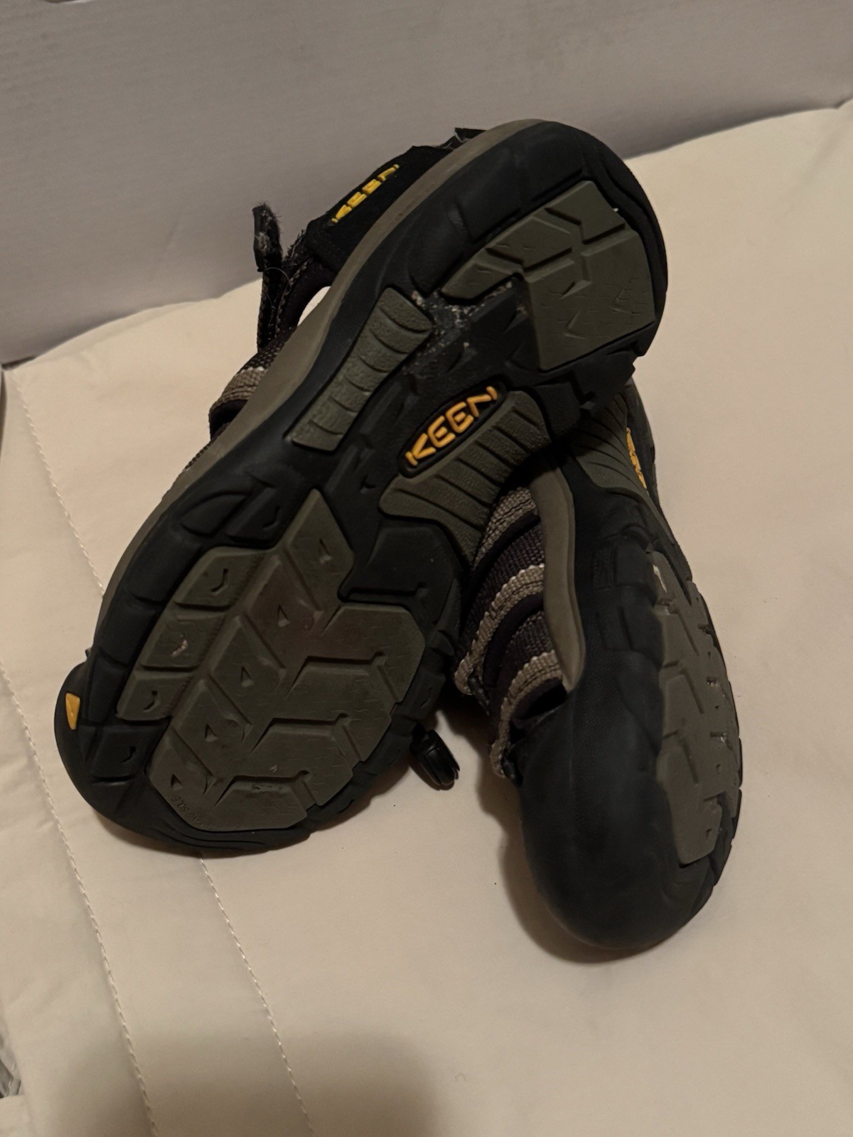 Sandali Keen da trekking acquatici taglia 1 nero oliva giovanile