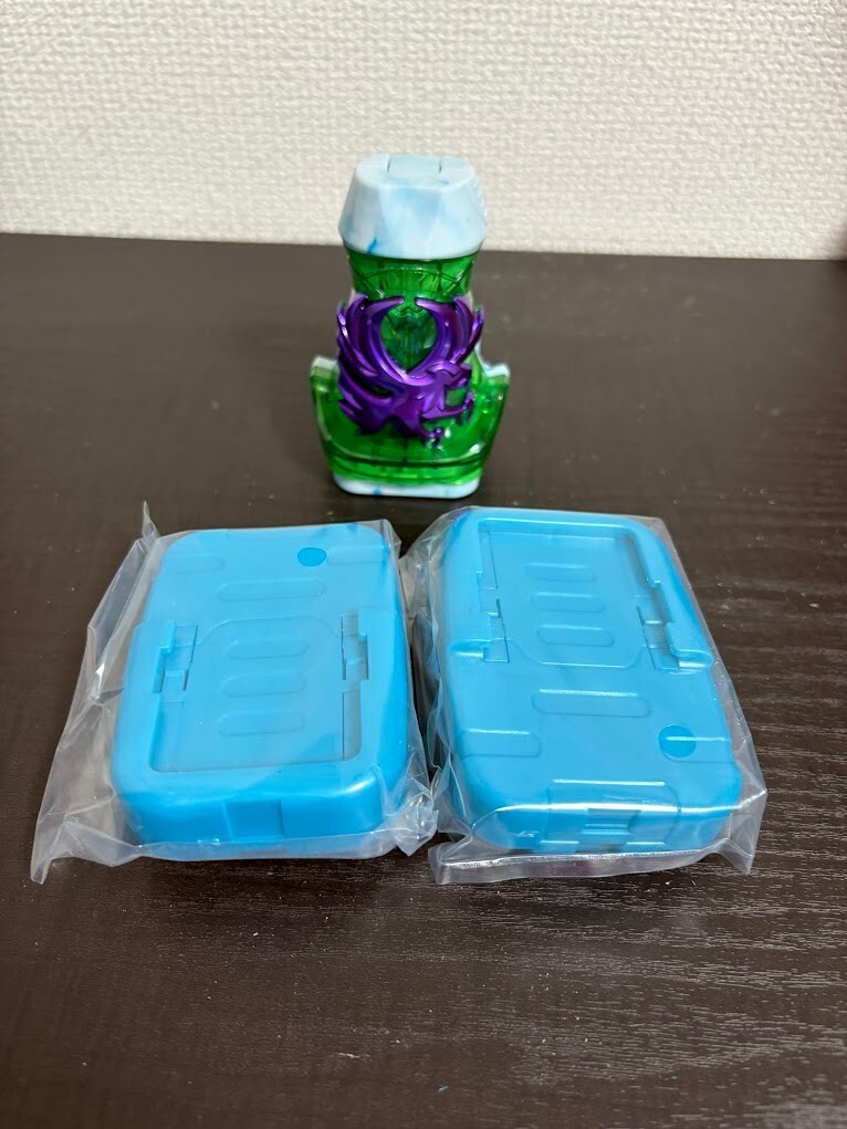 BANDAI KAMEN RIDER REVICE DX EAGLE VISTAMP & VISTAMP HOLDER  NEW FS
