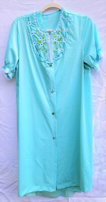 Vintage Ladies Med Aqua Long Gossard Artemis SS Robe & Vanity Fair SL Nightgown