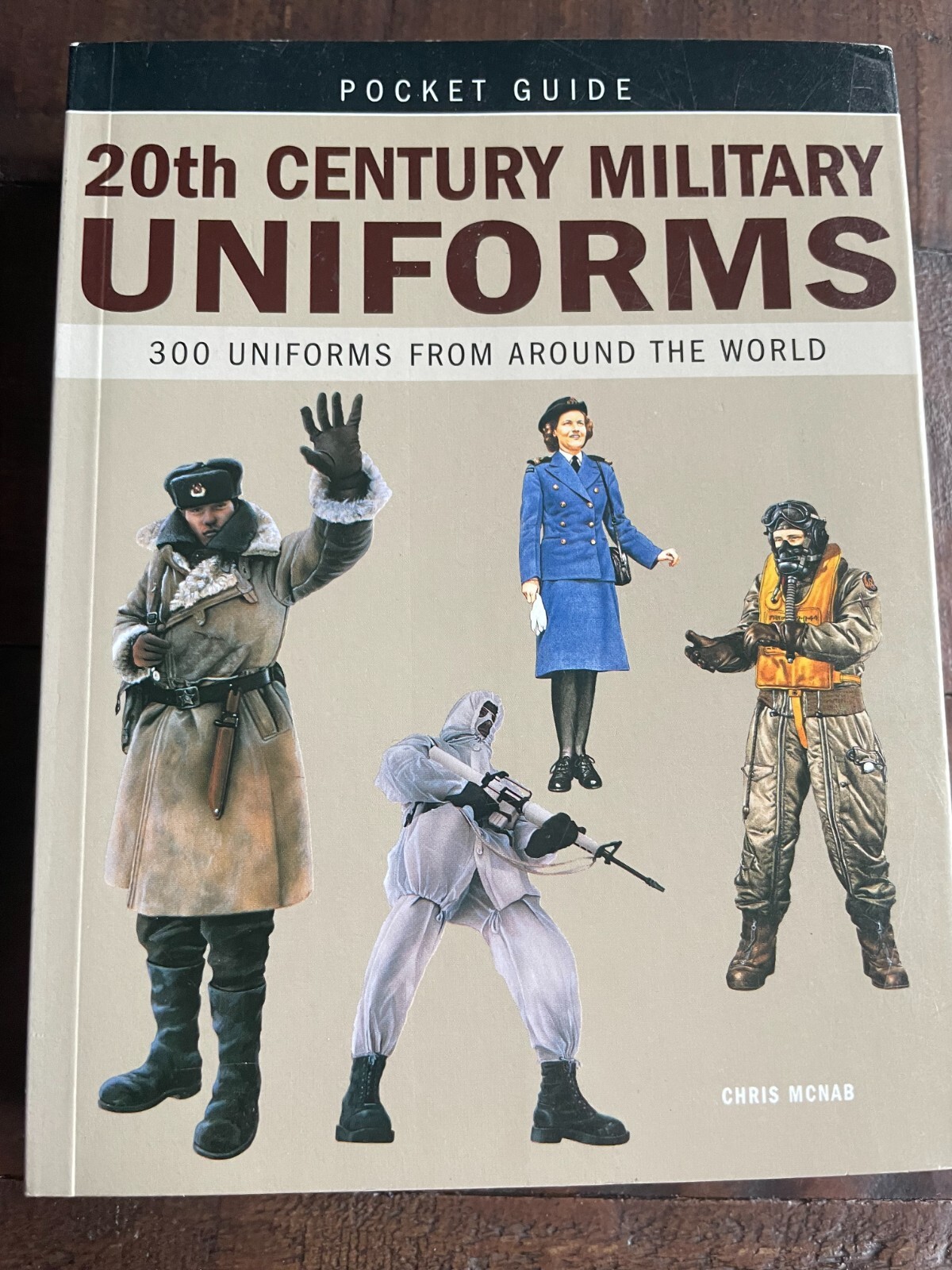 20th Century Military Uniforms PB Chris McNab