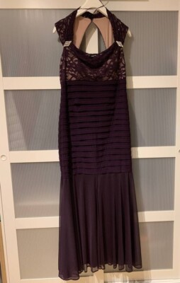 R&M Richards Gr 14 42 44 Kleid lang Mermaid-Style Spitze Chiffon lila aubergine