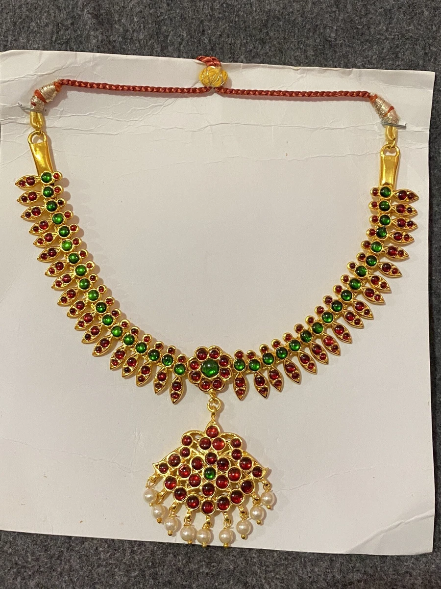 Green ruby necklace clearance