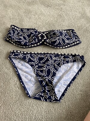 Bikini Bleu Marine & Blanc Avec Détails Nacrés – Occasion En Très Bon état