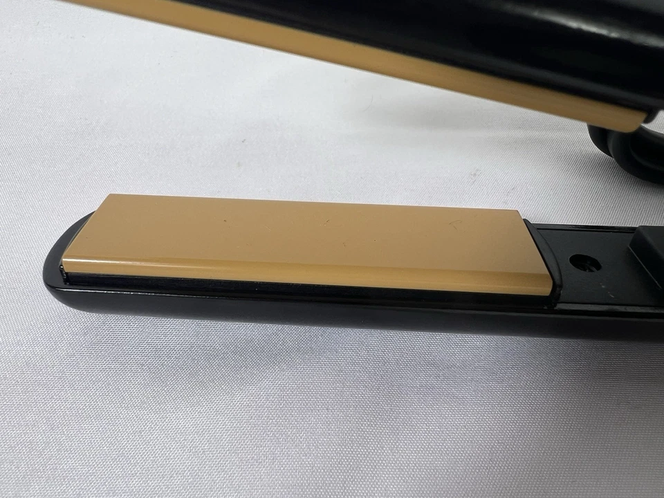 CHI Air Compact 3/4" Ceramic Dual Voltage Travel Flat Iron CA1087F EUC CLEAN! - Image 3 of 4