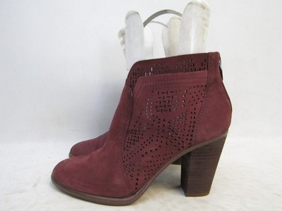 Vince Camuto Womens Sz 8.5 M Maroon Suede Perforated Ankle Fashion Boots Bootie