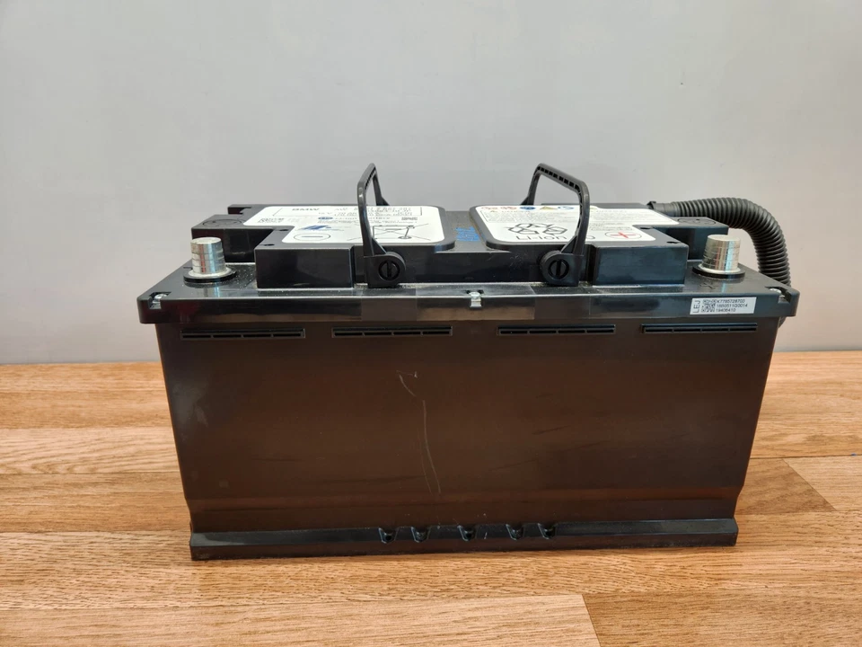 ✅ Bateria de íon de lítio 70Ah 18-23 fabricante de equipamento original BMW F90 M5 - Imagem 2 de 4