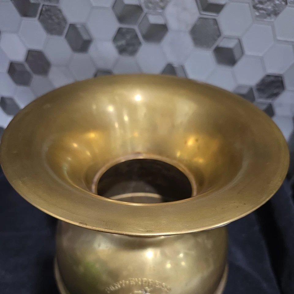 Logotipo de tapón vintage de latón Spittoon Pony Express para masticar corte tabaco 10 pulgadas de alto Foto 3 de 4