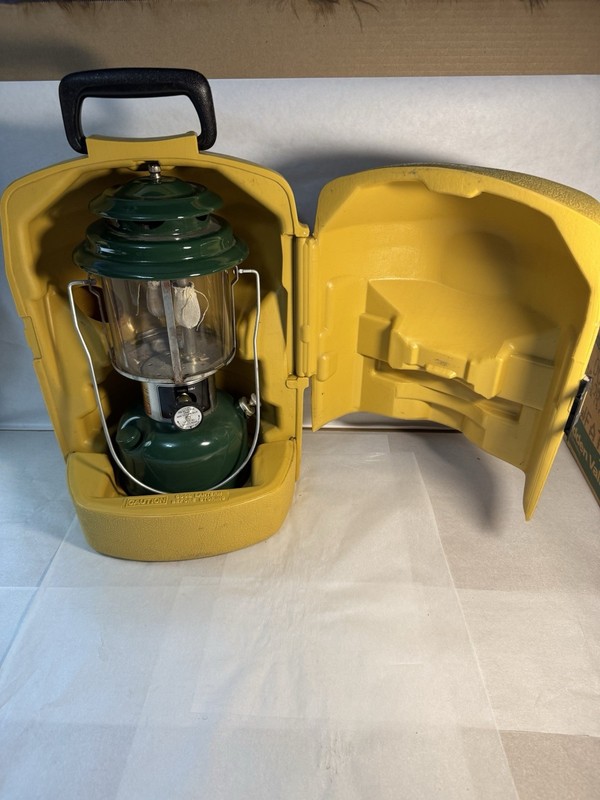 Vintage Aug 1979 Coleman Lantern 220J Clamshell Carrying Case, Funnel & Mantles