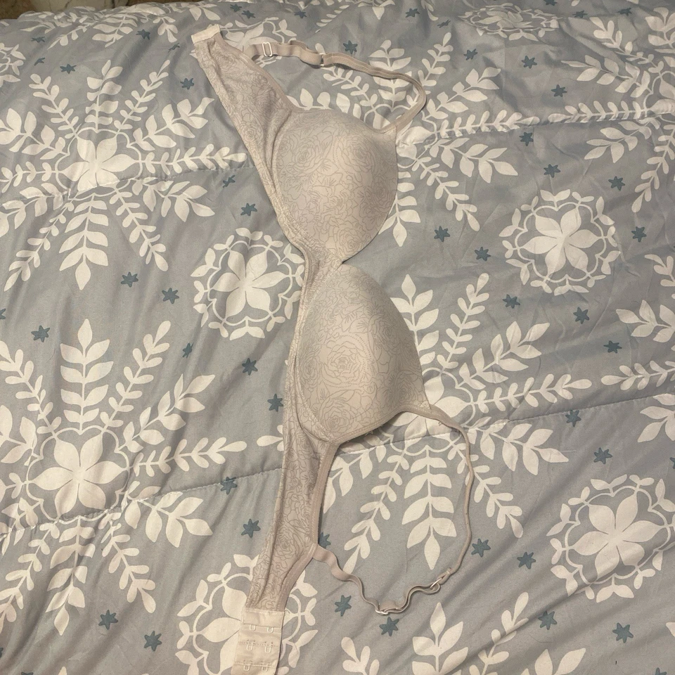 Warner's 36B Cushioned Structured Bra White With Grey Floral Detail - Image 2 of 4