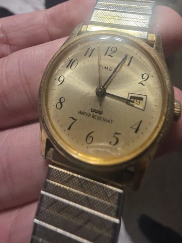 Vintage Watch TIMEX Mechanical 1970's   Wrist watch Gold tone