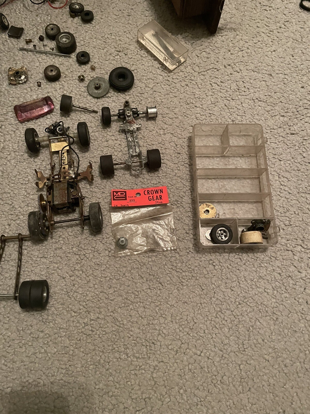 VINTAGE SLOT CAR PARTS W/ WOODEN SLOT CAR CARRY CASE eBay