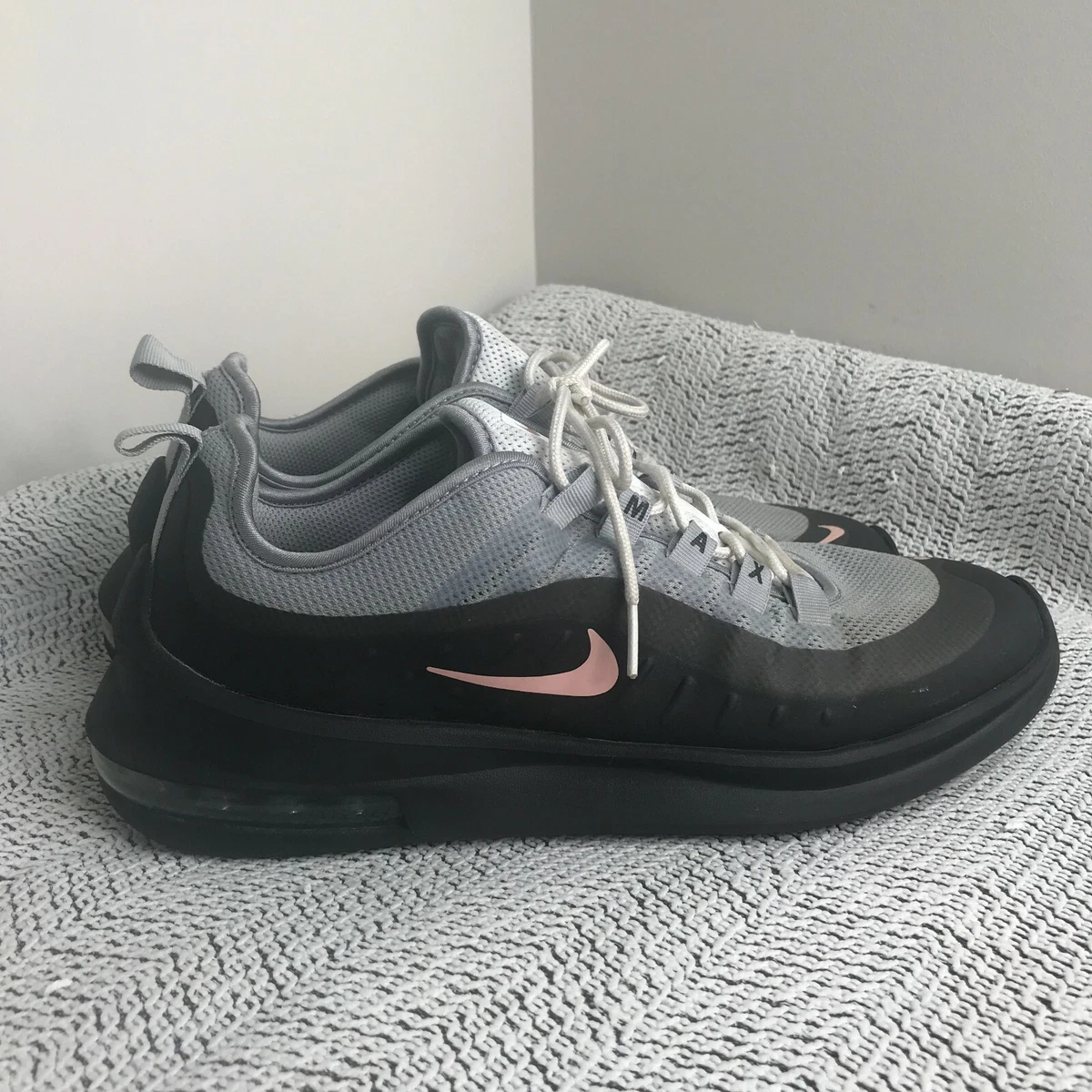 Air max axis wolf hotsell grey