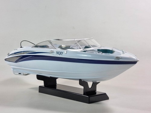 High-Speed 1:25 Scale RC Boat - Remote Control Boat, 35km/h - Toys for Boys - Picture 16 of 23