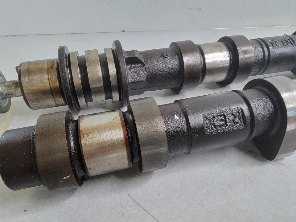 02-05 Subaru Impreza WRX 2.0 DOHC Camshafts Intake Exhaust Right Hand Used OEM - Image 2 of 4