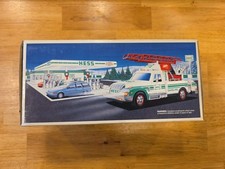 Vintage 1994 Hess Rescue Truck w/Lights, Siren & Horn Nice Collectible