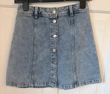 H&M Divided Size 4 Light Wash Denim Button Front Mini Skirt