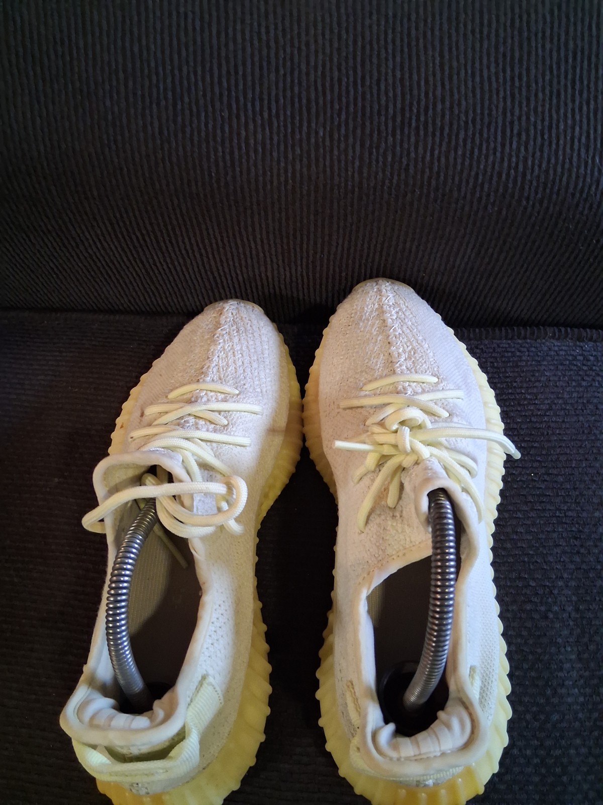 Adidas Yeezy Boost Shoes Men’s Size 9 350 V2 Sneakers Cream White Gray F36980 thumbnail 5